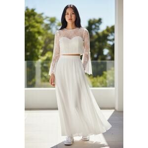 Nox Anabel Lace Long Sleeve Corset Crop Top NWOT White Size Small